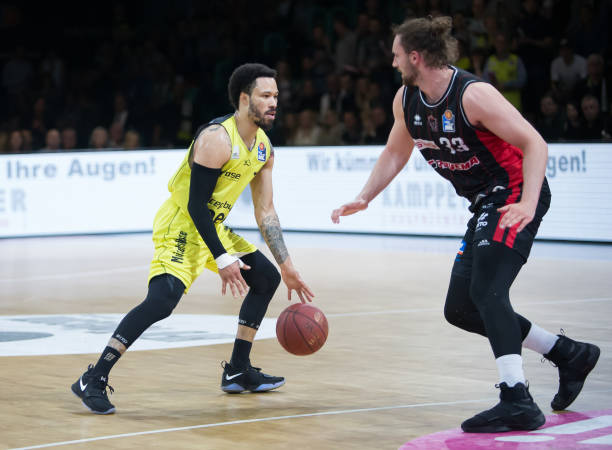 什克里尼亚 什克里尼亚