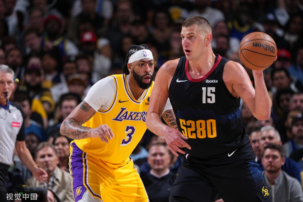 是教练组必 是教练组必